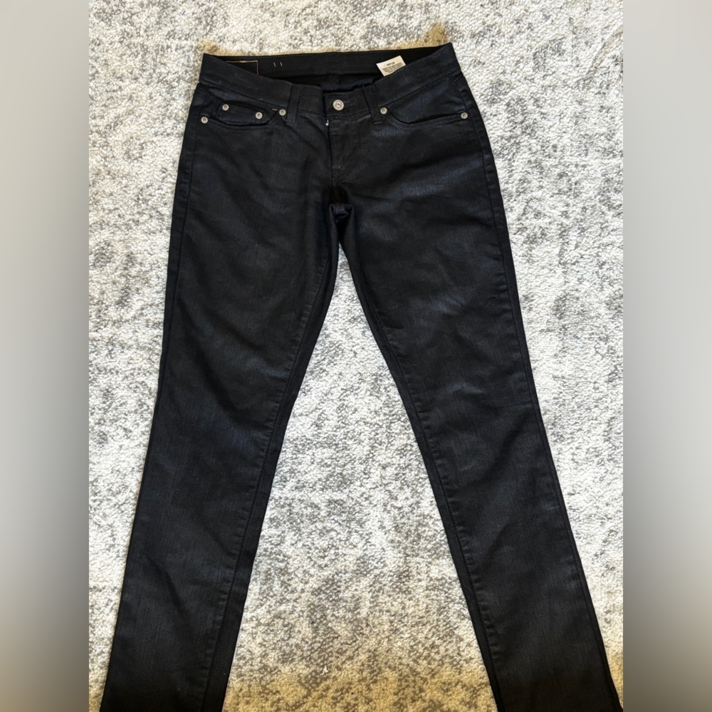 Levi’s Shine Black 721 High Rise Skinny Jeans Size: 4 / 27 inseam: 30